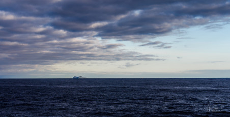 East Antarctica | Iceberg Sunrise