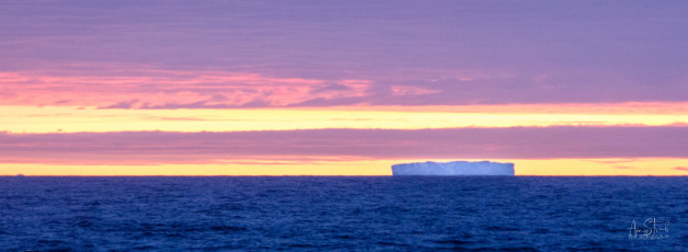 East Antarctica | Iceberg Sunrise