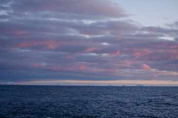 East Antarctica | Sunset and the Antarctic Coast