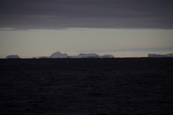East Antarctica | Icebergs and Antarctica