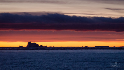 East Antarctica | Sunset Iceberg